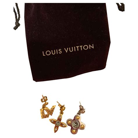 boucle d'oreille louis vuitton argent|boucles d'oreilles homme.